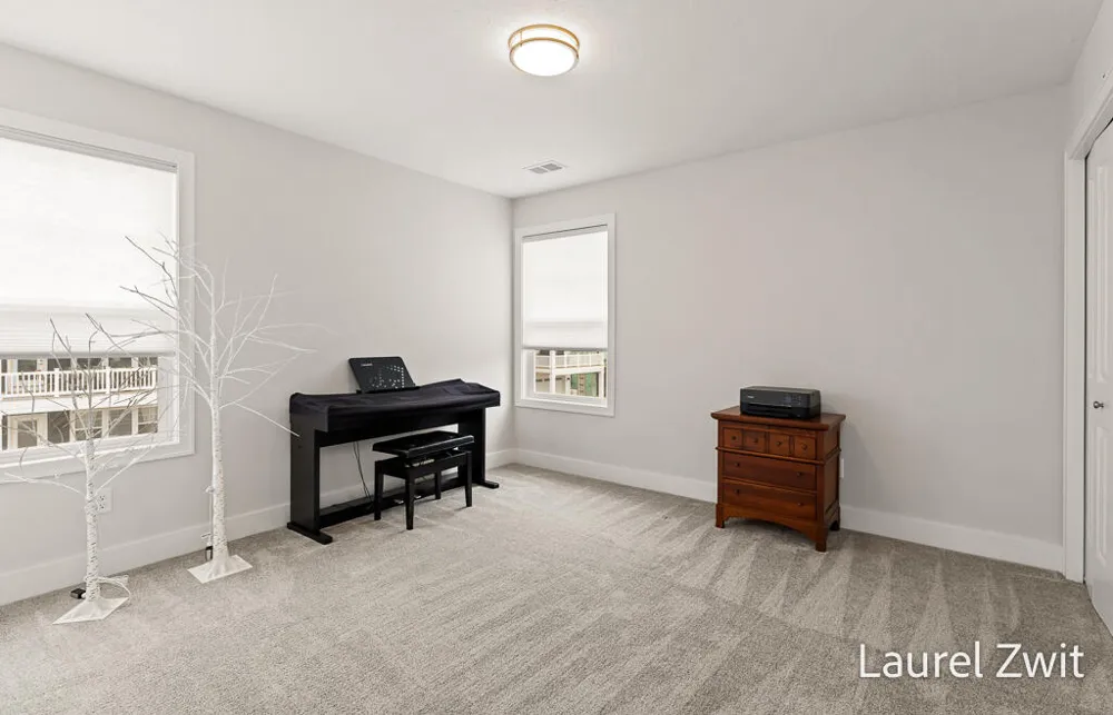 406 W Leland Drive Whitehall City, MI 49461