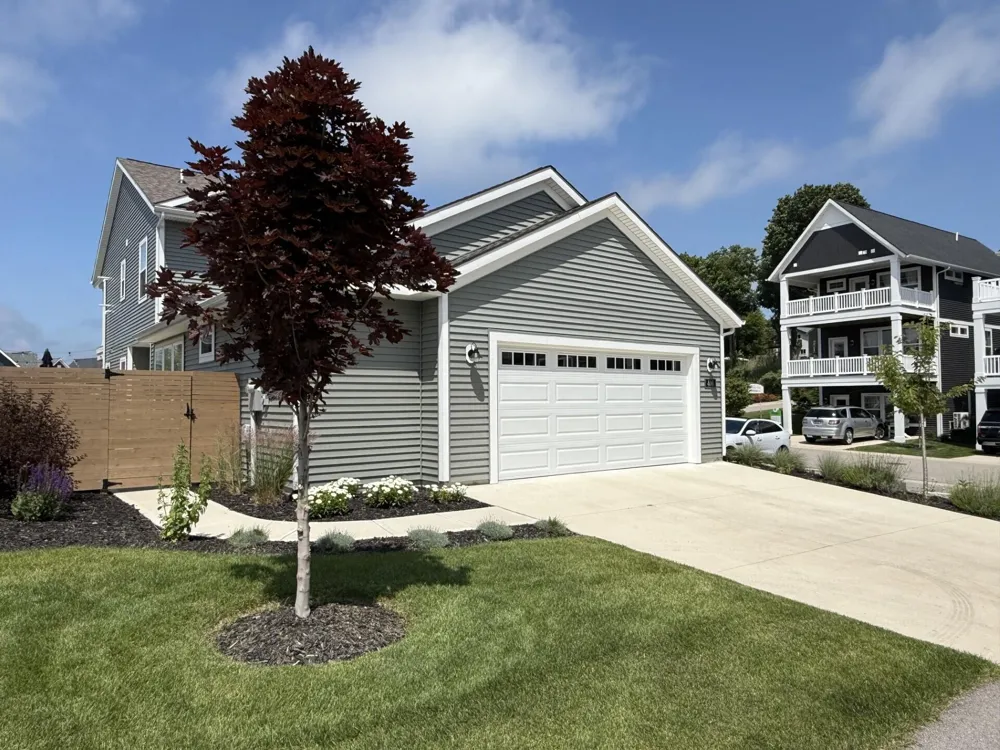 406 W Leland Drive Whitehall City, MI 49461
