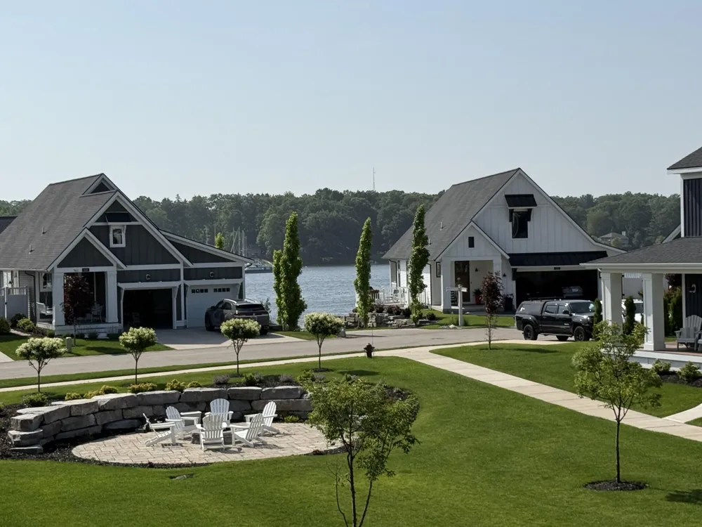406 W Leland Drive Whitehall City, MI 49461