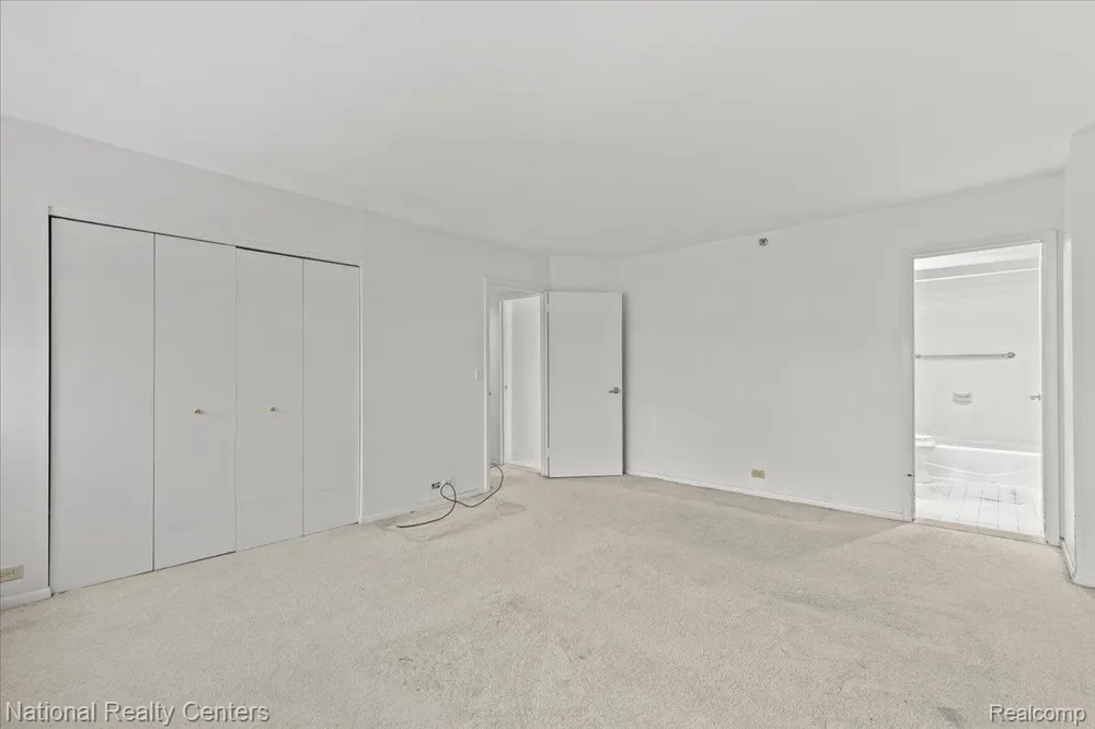5000 Town Center #408 Southfield City, MI 48075