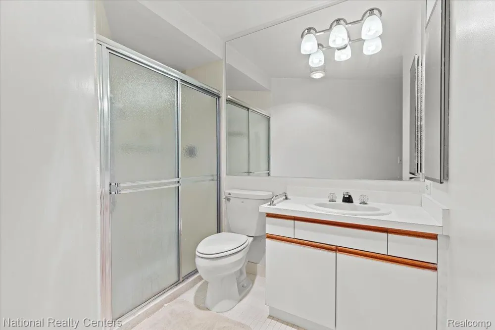5000 Town Center #408 Southfield City, MI 48075