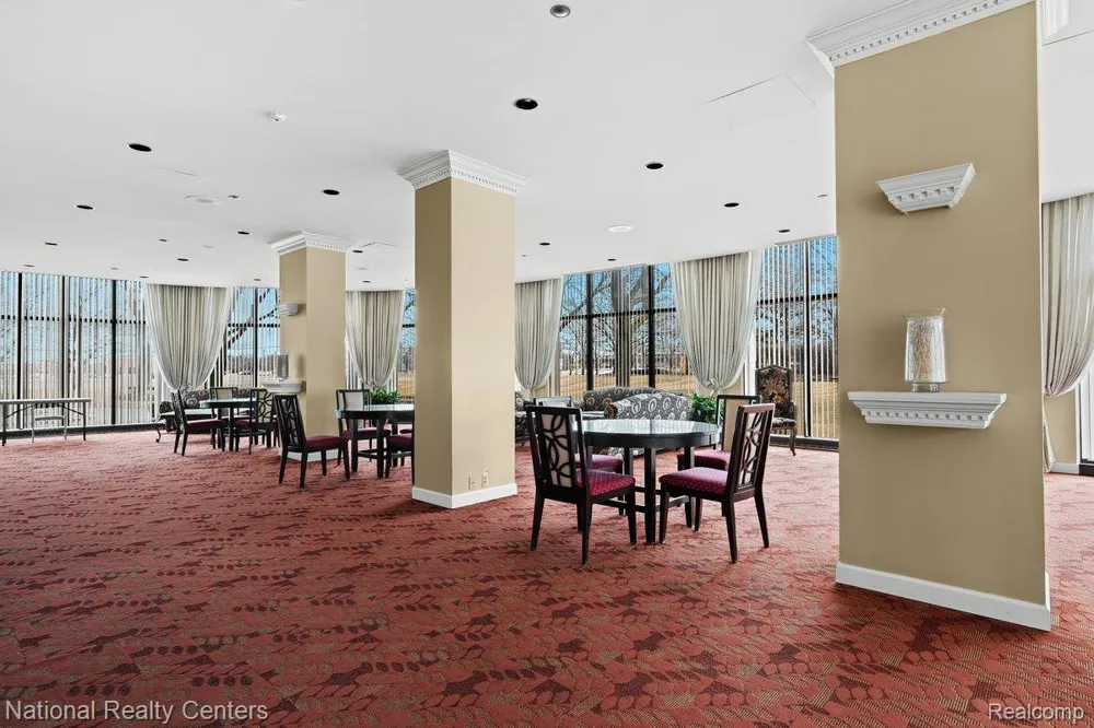 5000 Town Center #408 Southfield City, MI 48075