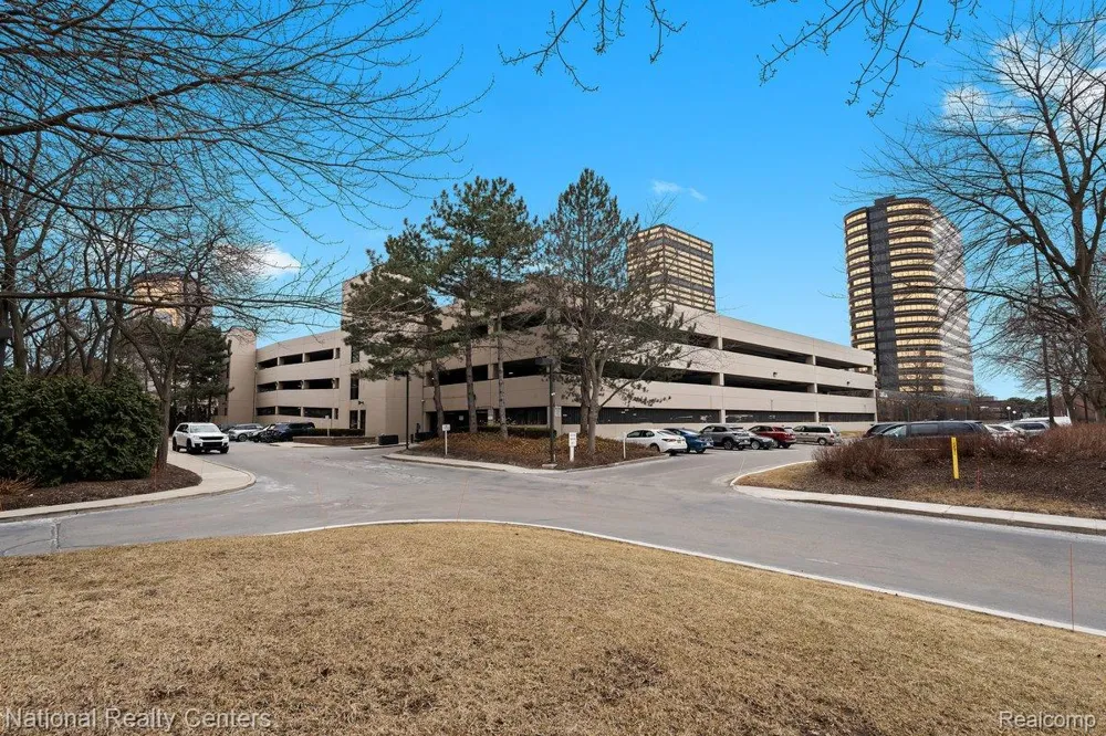 5000 Town Center #408 Southfield City, MI 48075
