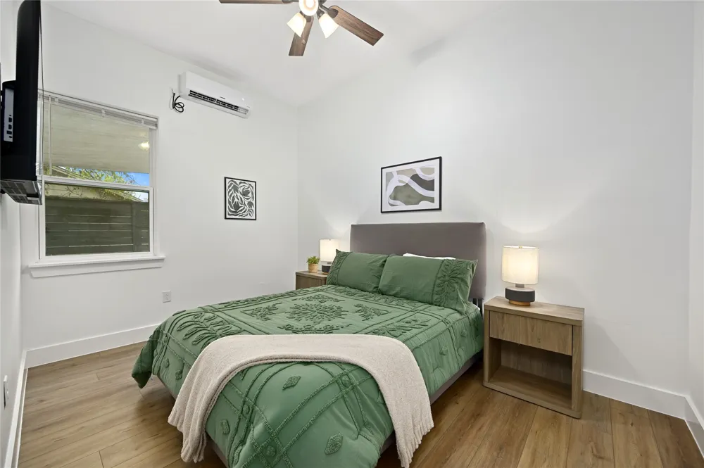 1310 Comal Street Austin, TX 78702
