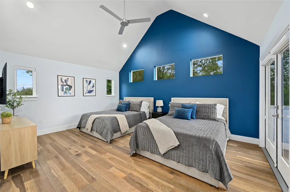 1310 Comal Street Austin, TX 78702