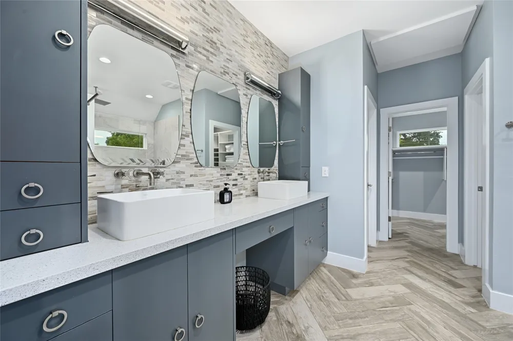 1310 Comal Street Austin, TX 78702