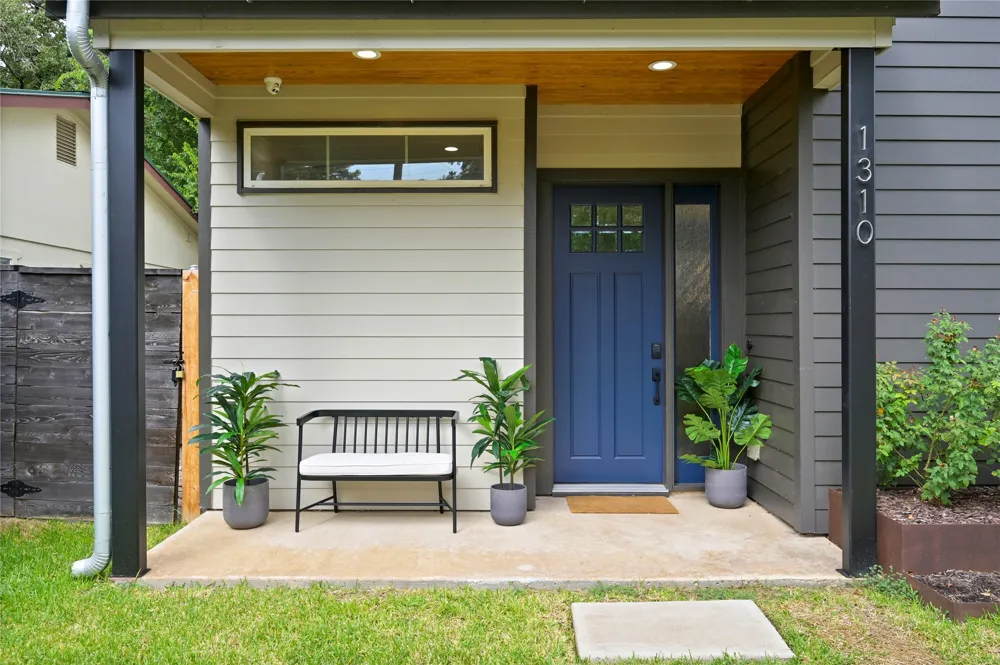1310 Comal Street Austin, TX 78702