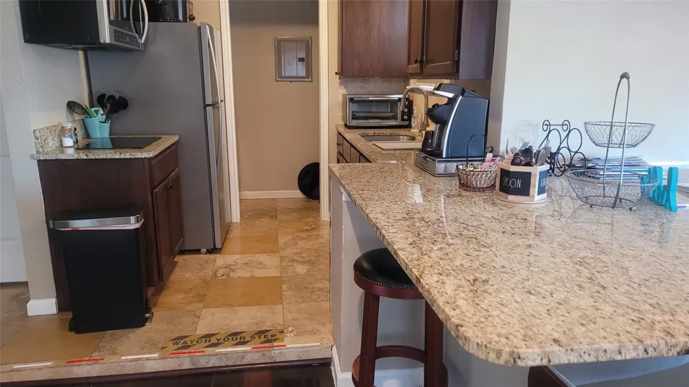 12410 Twin Creek Road Manchaca, TX 78652