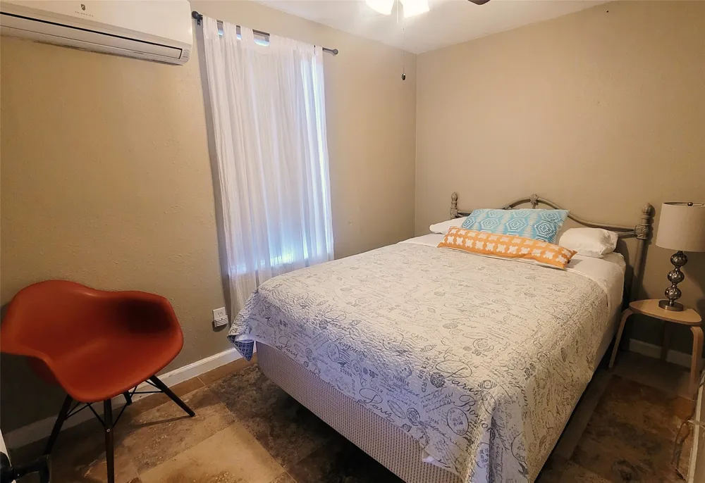 12410 Twin Creek Road Manchaca, TX 78652