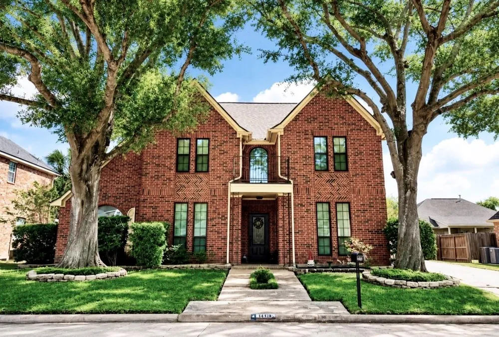 608 Westview Terrace Drive Sealy, TX 77474