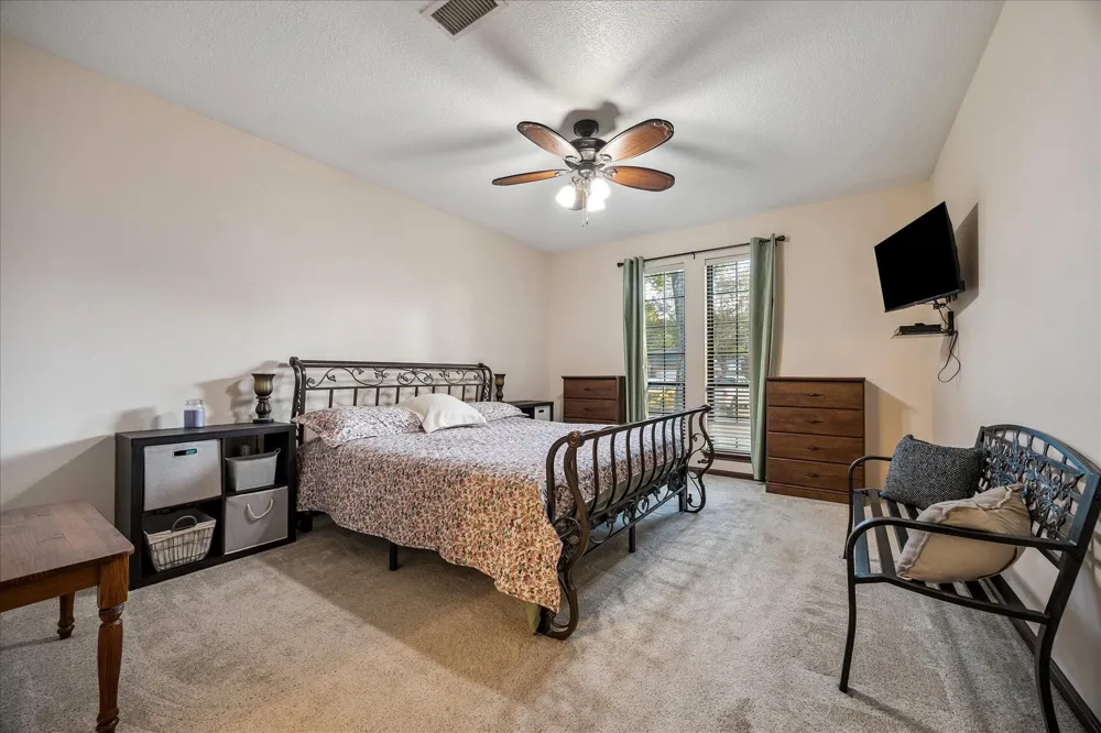 608 Westview Terrace Drive Sealy, TX 77474