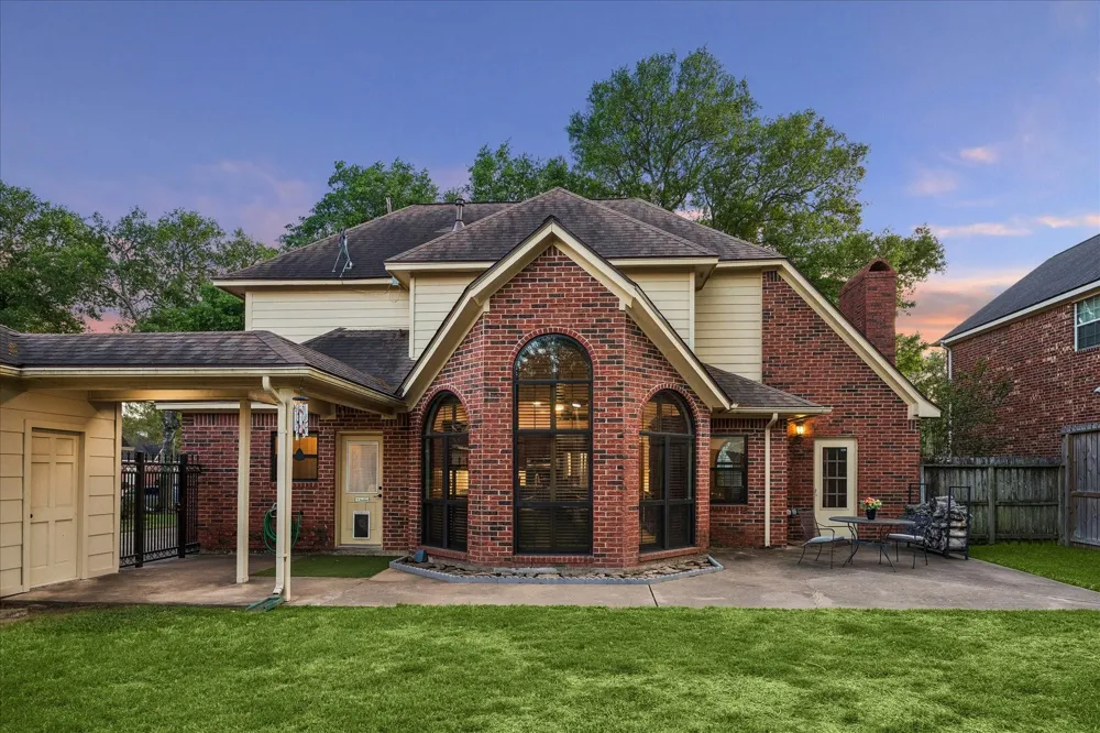 608 Westview Terrace Drive Sealy, TX 77474