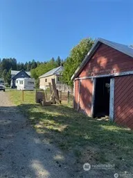 200 E Arizona Avenue Roslyn, WA 98941