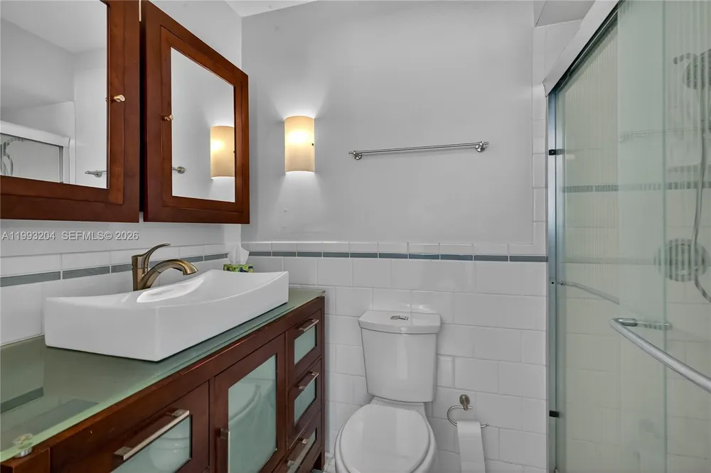 6767 SW 154th St Palmetto Bay, FL 33157