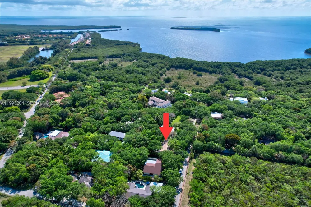 6767 SW 154th St Palmetto Bay, FL 33157
