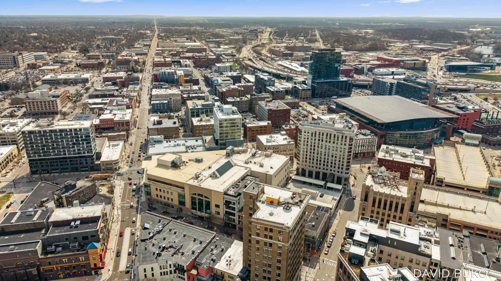 49 Monroe Center Street NW #10 Grand Rapids, MI 49503
