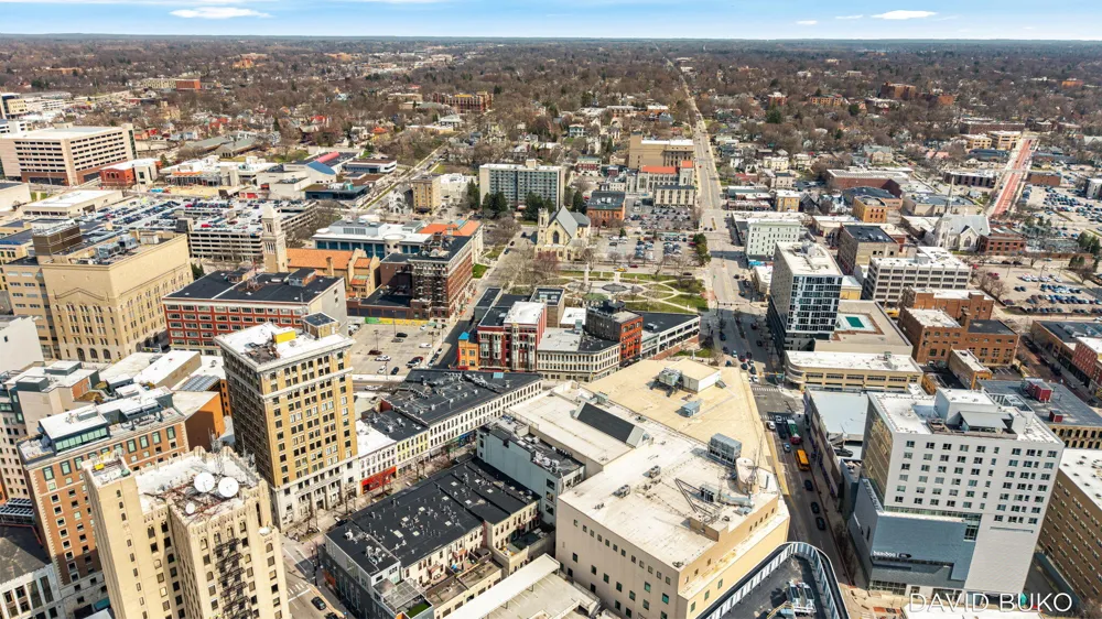 49 Monroe Center Street NW #10 Grand Rapids, MI 49503