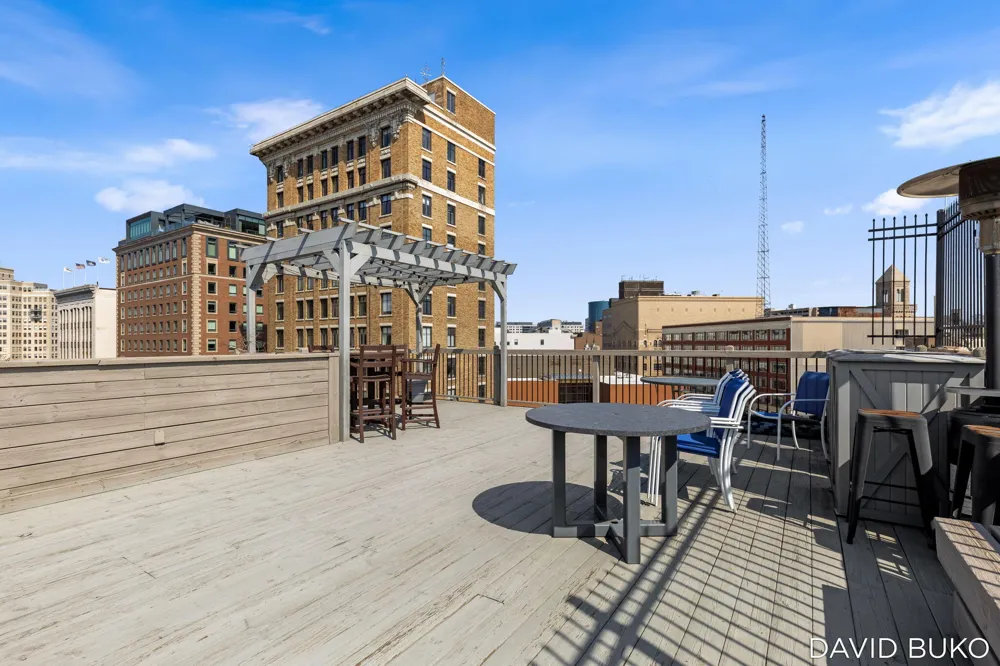 49 Monroe Center Street NW #10 Grand Rapids, MI 49503