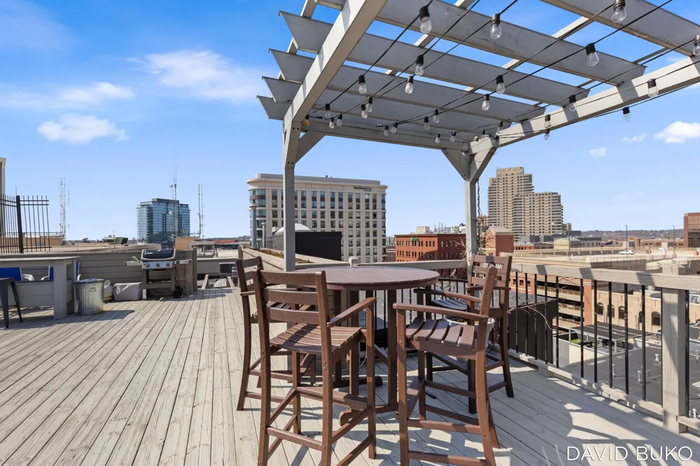 49 Monroe Center Street NW #10 Grand Rapids, MI 49503