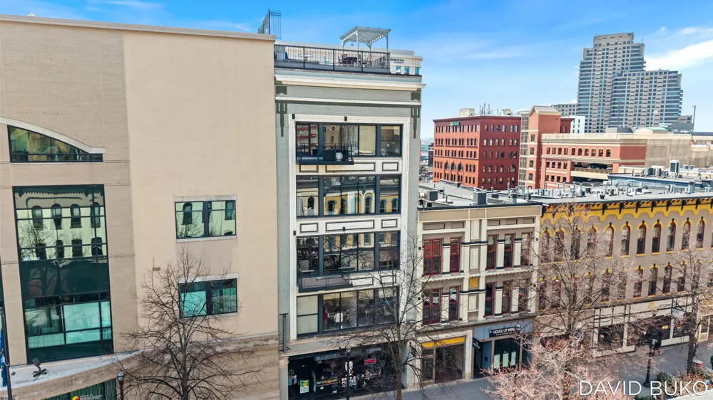 49 Monroe Center Street NW #10 Grand Rapids, MI 49503