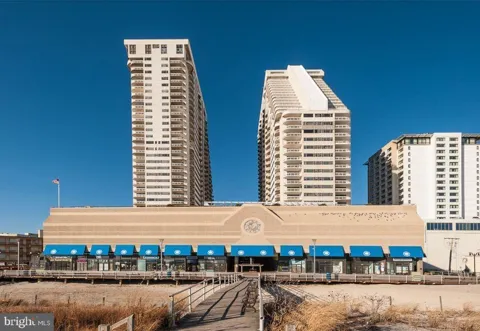 3101 BOARDWALK #2504-2
