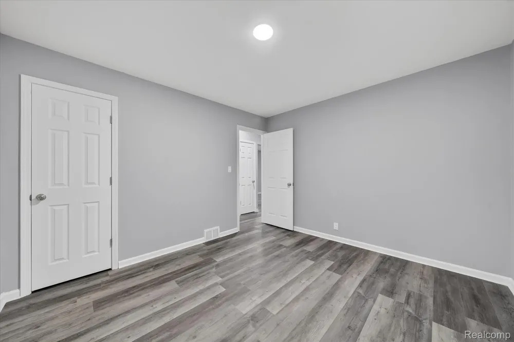 18678 Gaylord Redford Charter Township, MI 48240