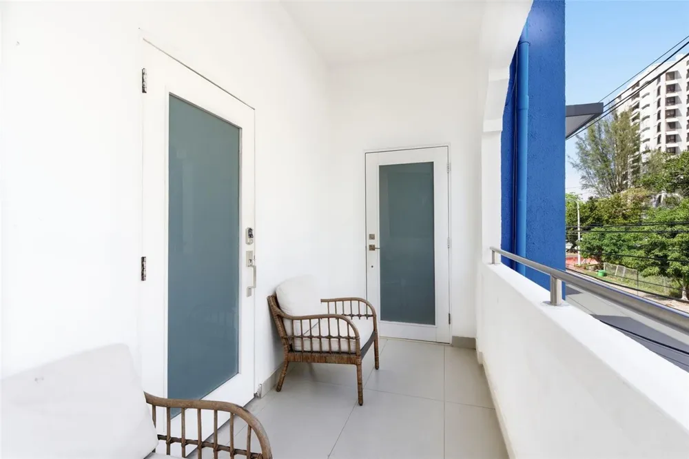 56 CALLE F KRUG CONDADO #4 San Juan, PR 00907
