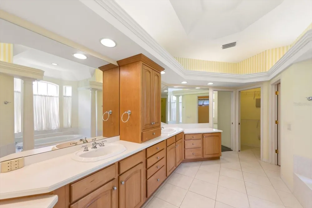 280 BELLEVIEW BOULEVARD Belleair, FL 33756