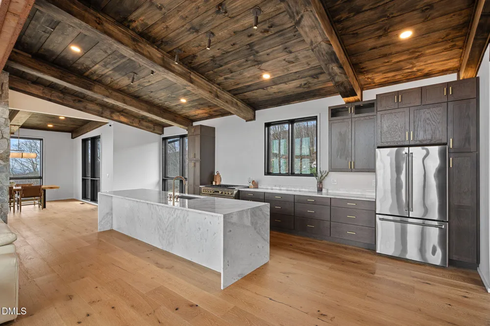 404 Silver Eagle Trail Banner Elk, NC 28604