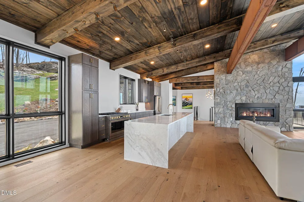 404 Silver Eagle Trail Banner Elk, NC 28604