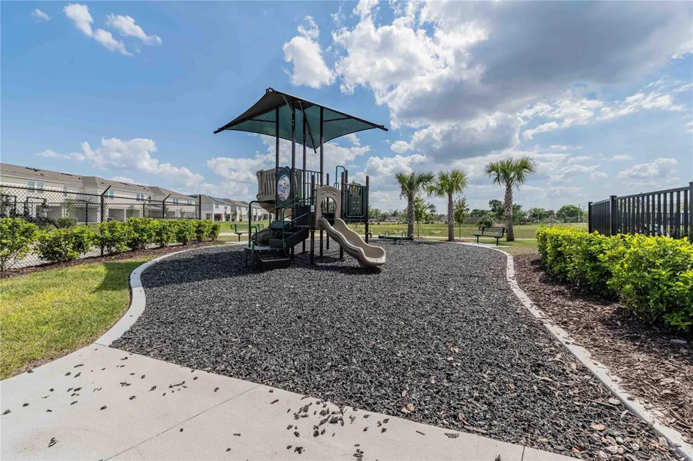 4345 HILLOCK BOULEVARD Haines City, FL 33844