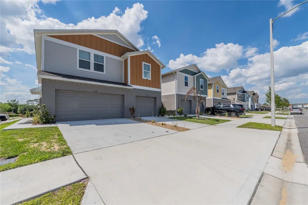 4345 HILLOCK BOULEVARD Haines City, FL 33844