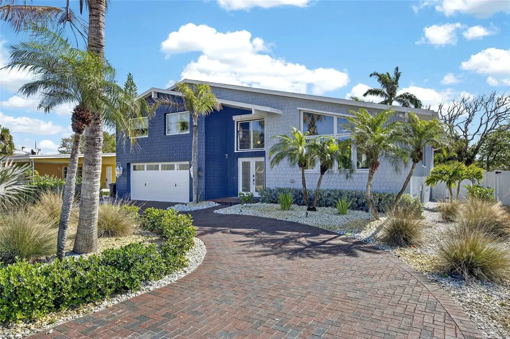 931 GULF BOULEVARD Belleair Beach, FL 33786
