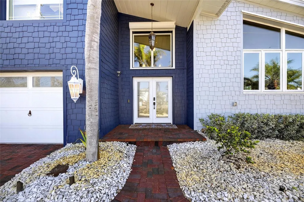 931 GULF BOULEVARD Belleair Beach, FL 33786