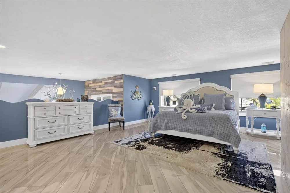931 GULF BOULEVARD Belleair Beach, FL 33786