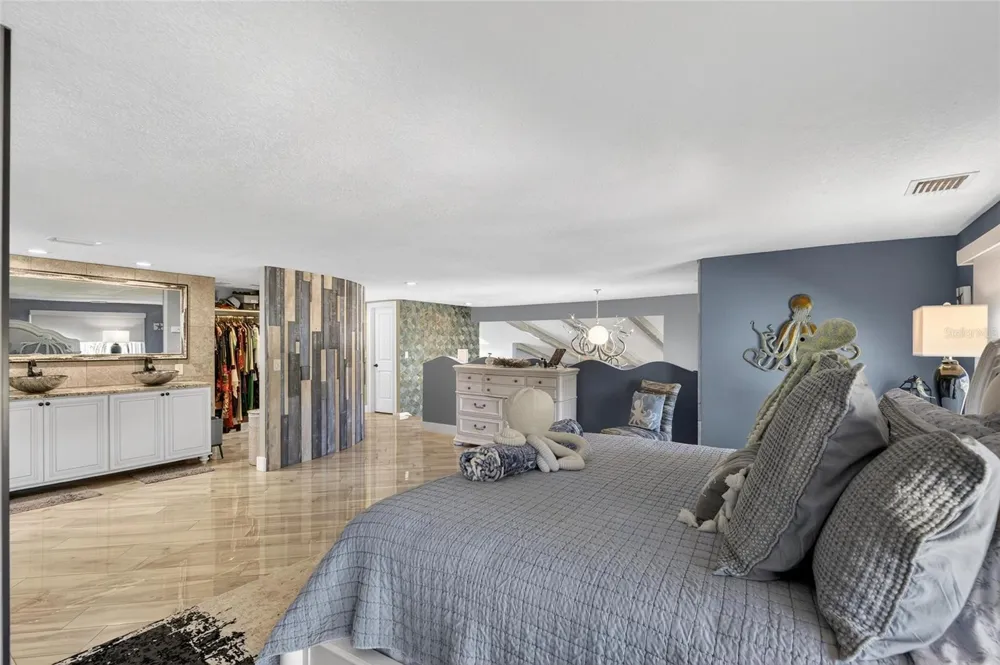 931 GULF BOULEVARD Belleair Beach, FL 33786