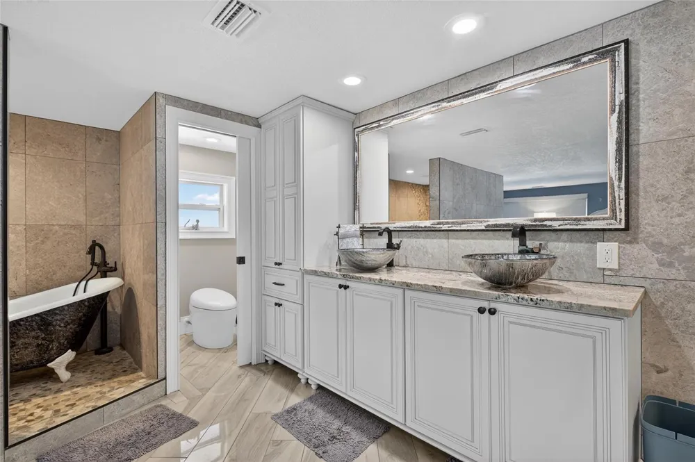 931 GULF BOULEVARD Belleair Beach, FL 33786