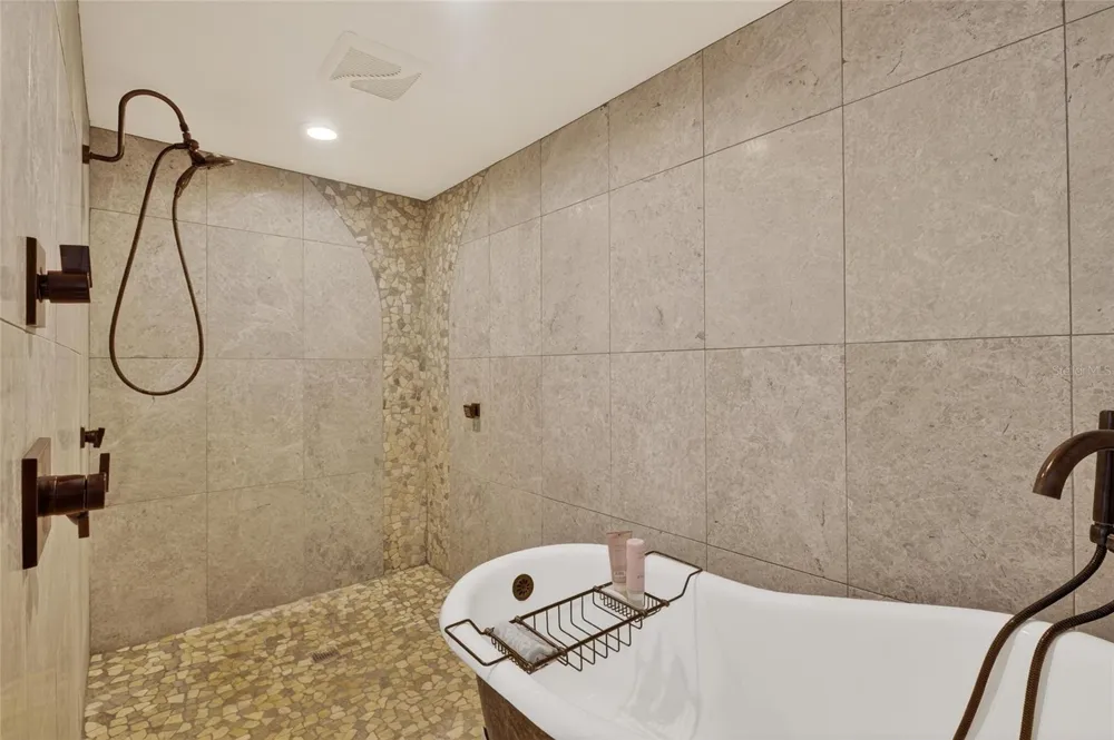 931 GULF BOULEVARD Belleair Beach, FL 33786