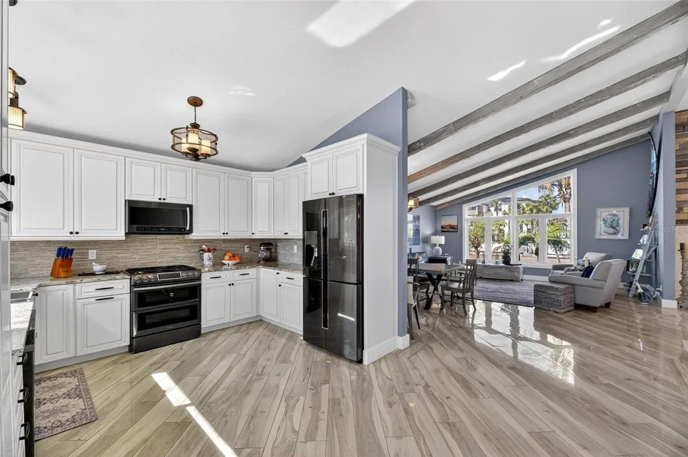 931 GULF BOULEVARD Belleair Beach, FL 33786