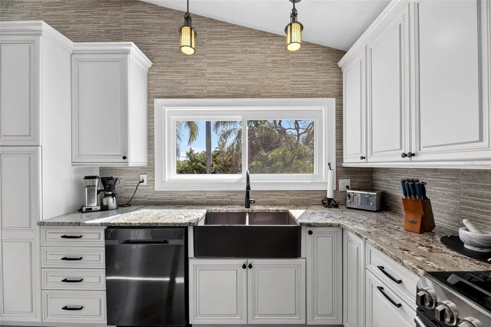 931 GULF BOULEVARD Belleair Beach, FL 33786