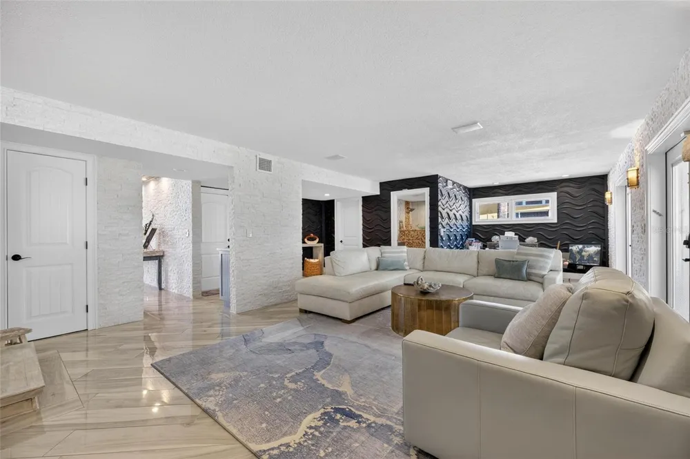 931 GULF BOULEVARD Belleair Beach, FL 33786
