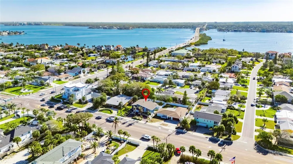 931 GULF BOULEVARD Belleair Beach, FL 33786