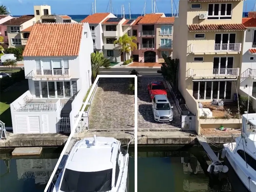 9 ISLA SAN MIGUEL #9 Humacao, PR 00791