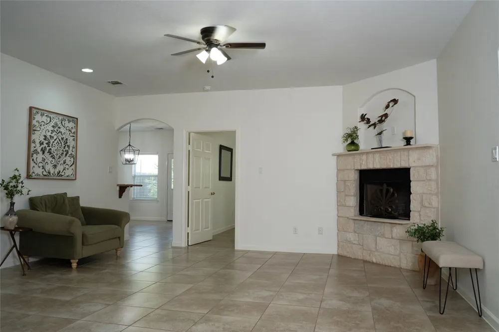 14606 Branding Iron Pass Austin, TX 78734