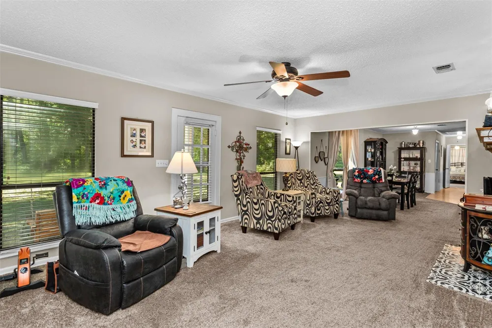 552 State Highway 7 W Crockett, TX 75835