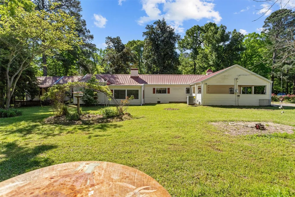 552 State Highway 7 W Crockett, TX 75835