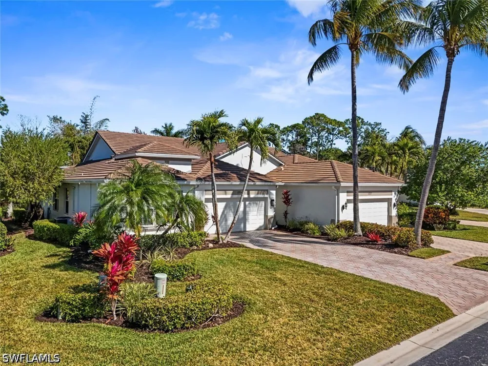 Chelmsford Court #67 Naples, FL 34104