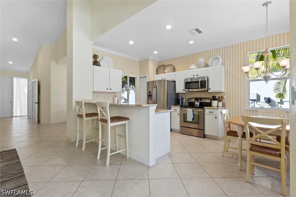 Chelmsford Court #67 Naples, FL 34104