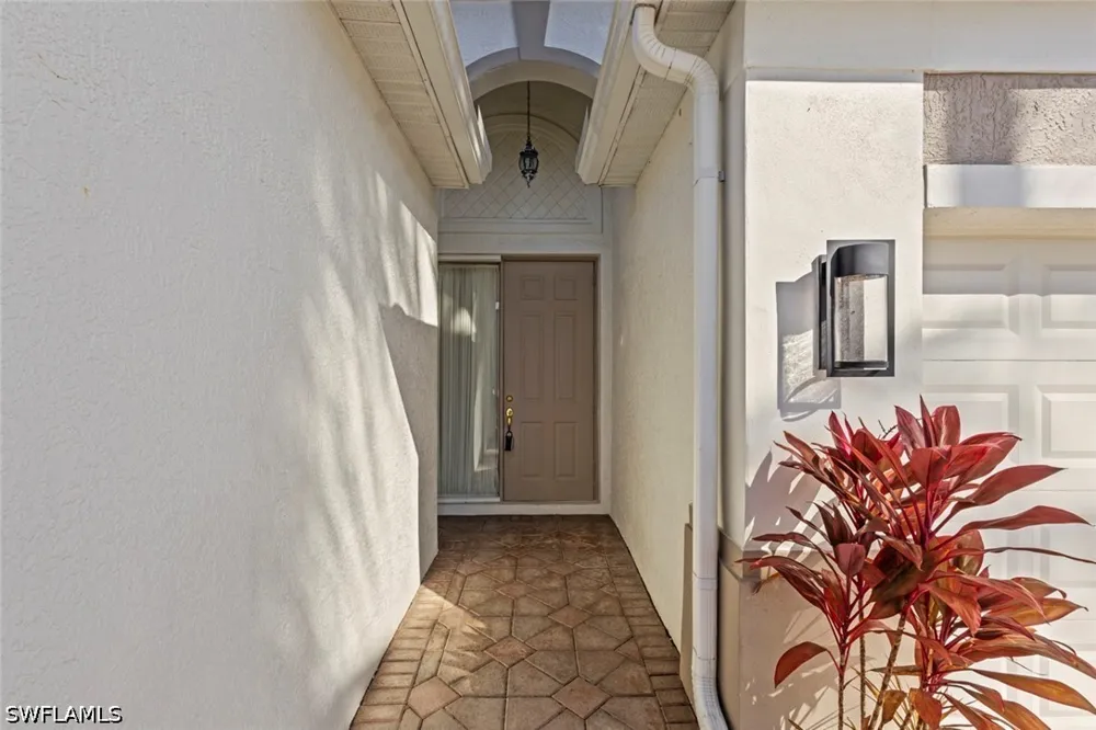 Chelmsford Court #67 Naples, FL 34104