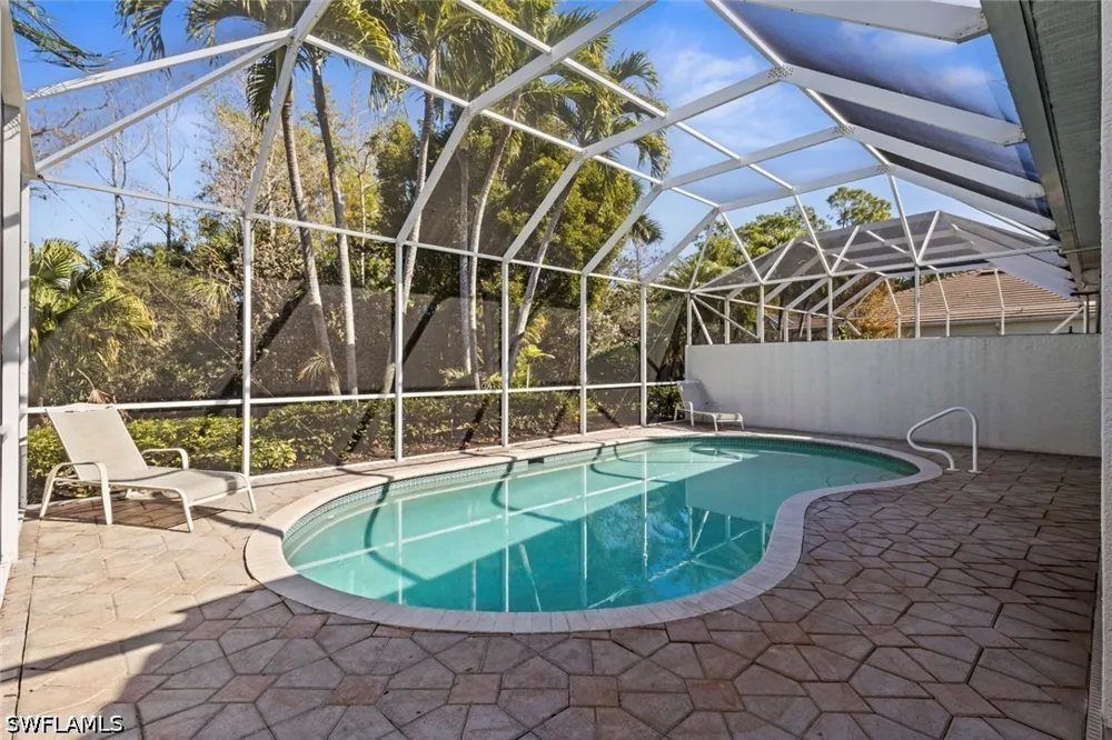 Chelmsford Court #67 Naples, FL 34104